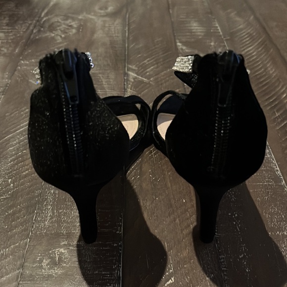 Velvet heels with rhinestones - Picture 5 of 8